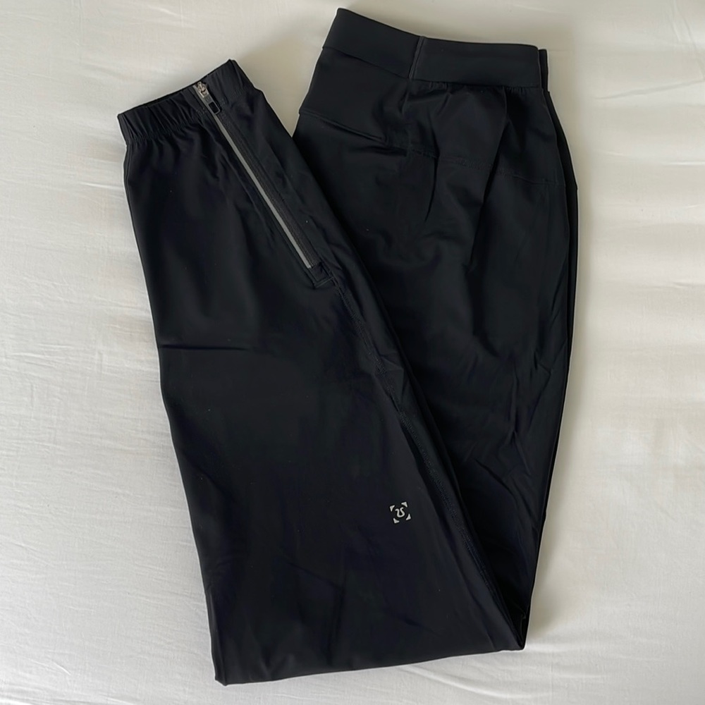 Lululemon Surge Jogger 29”, Small